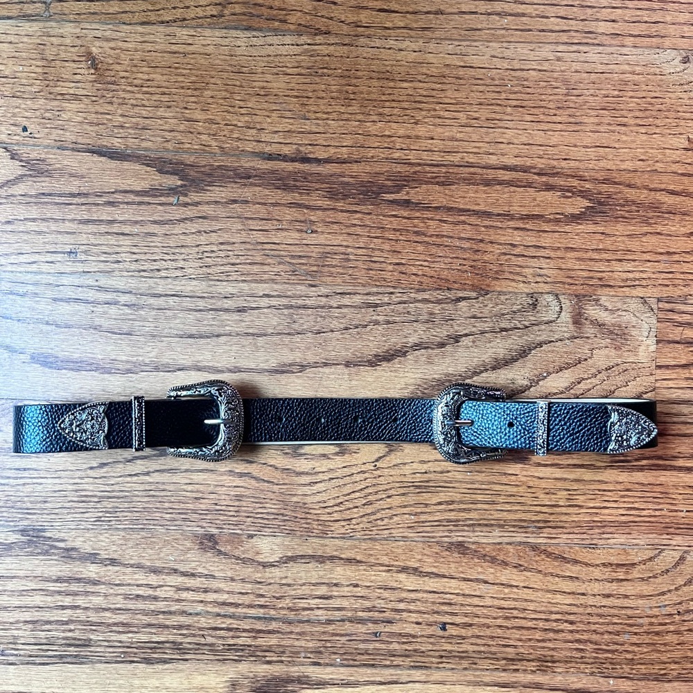 Black double buckle belt